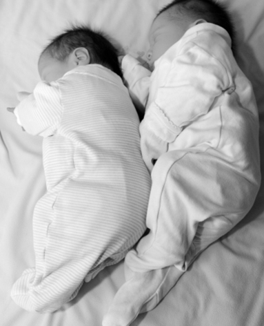 Újszülött fotózás, babafotózás, Molnár Adrien fényképész mestertől